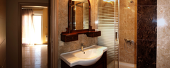 mira-mare-anemi-resort-brown-wc-1200x480_1200x480